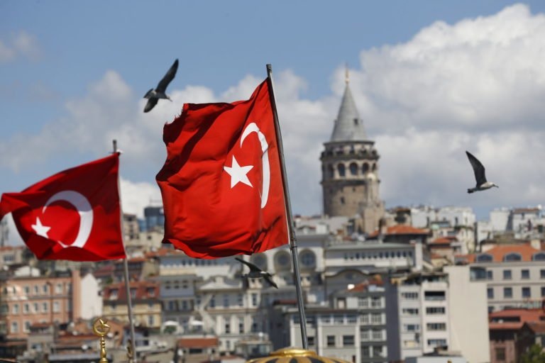 Thổ Nhĩ Kỳ là nam châm hút tiền mới ở châu Âu
