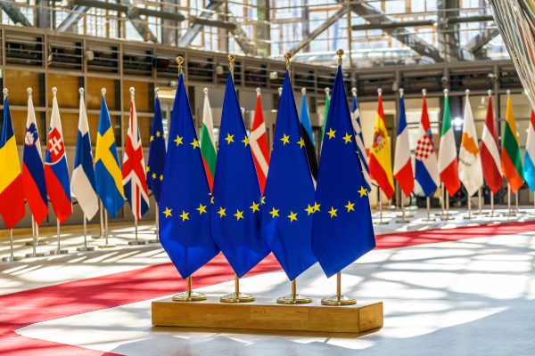 Phân biệt liên minh EU và khối Schengen