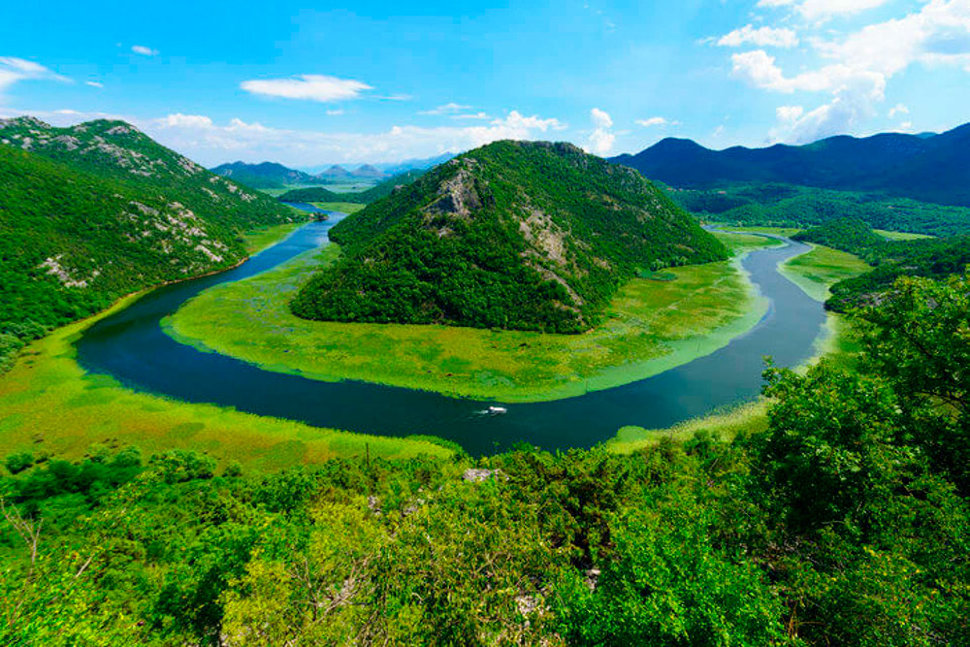 Sông Crnojevica là một trong những điểm check-in sống ảo nổi tiếng nhất trên Instagram của Montenegro.