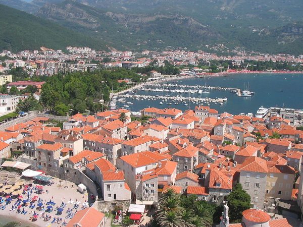 Budva là một khu đô thị du lịch của Montenegro